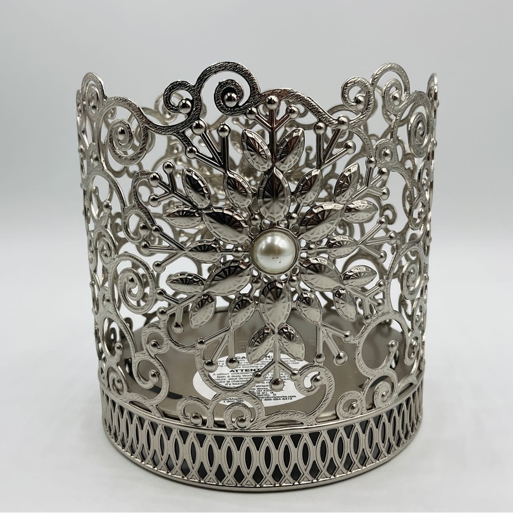 Bath & Body Works Candle Holder Silver Flower Floral Lattice Pearl For 3 Wick